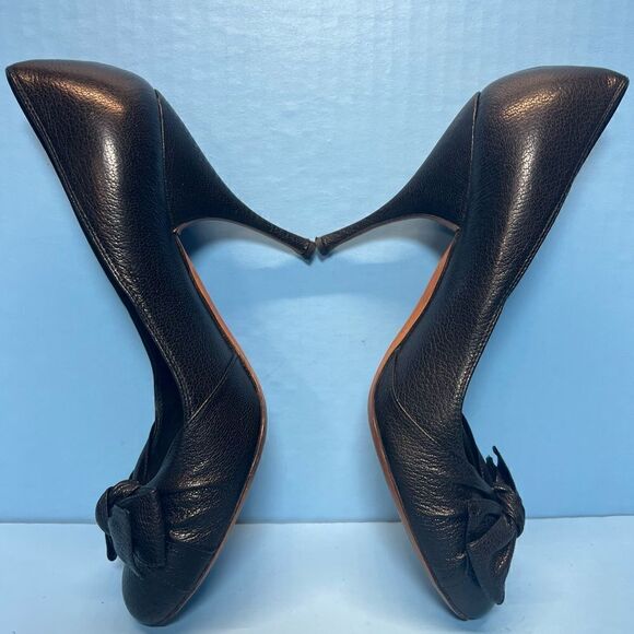 Miu Miu Donna Pebbled Leather Stiletto Soft Ribbon Bow Heels in Nero EU36/US6 - Picture 6 of 12